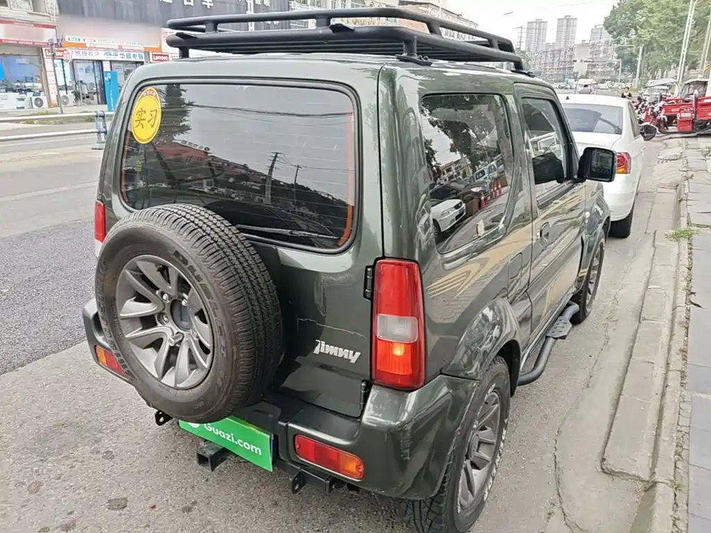 Suzuki Jimny — фото 7