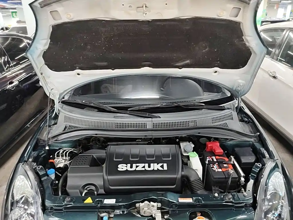 Suzuki Swift — фото 20