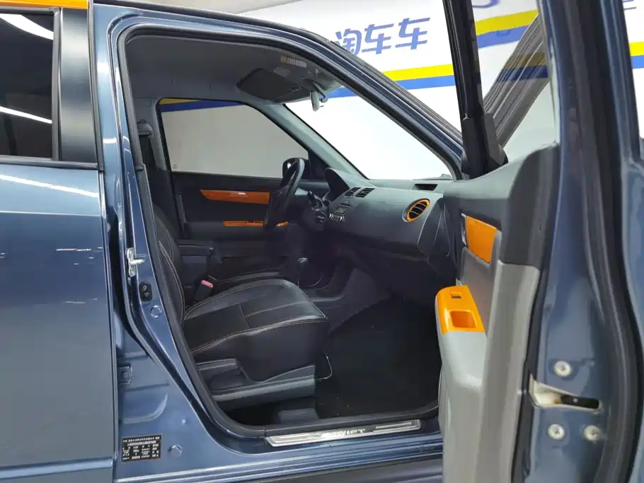 Suzuki Swift — фото 8