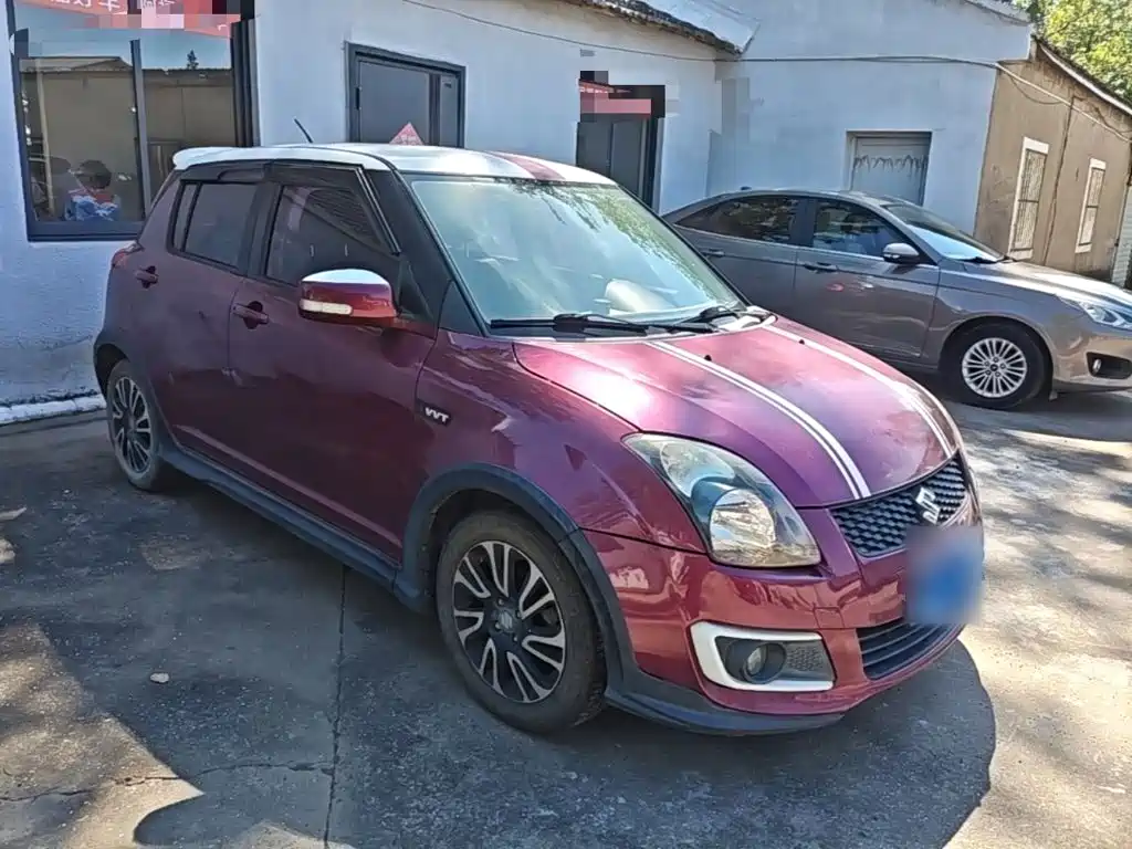 Suzuki Swift — фото 4