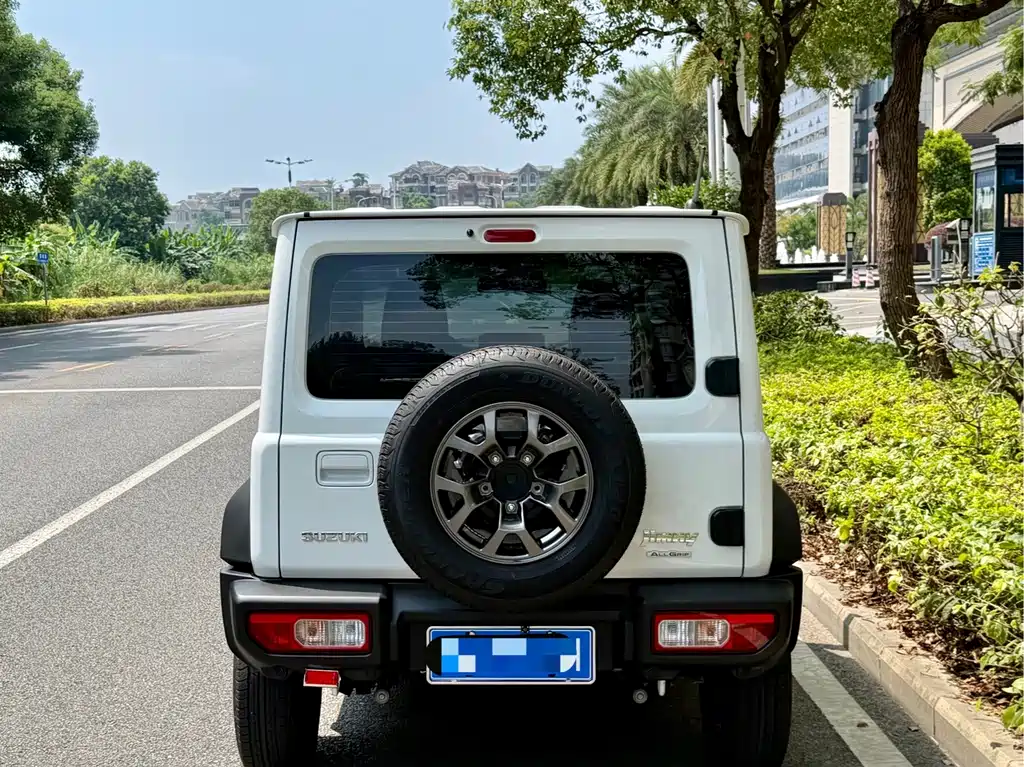 Suzuki Jimny — фото 8
