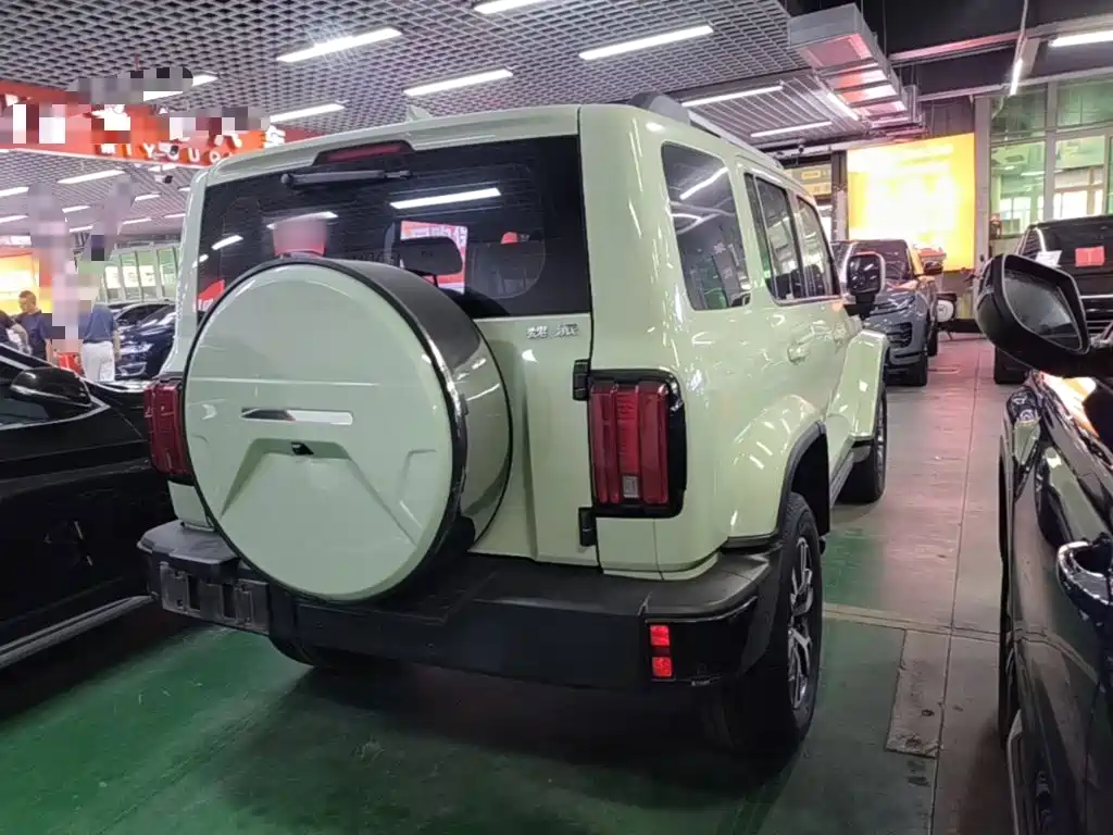Tank Tank 300 — фото 7