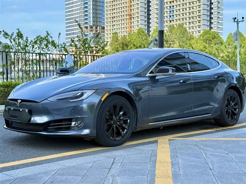 Tesla Model S — фото 24