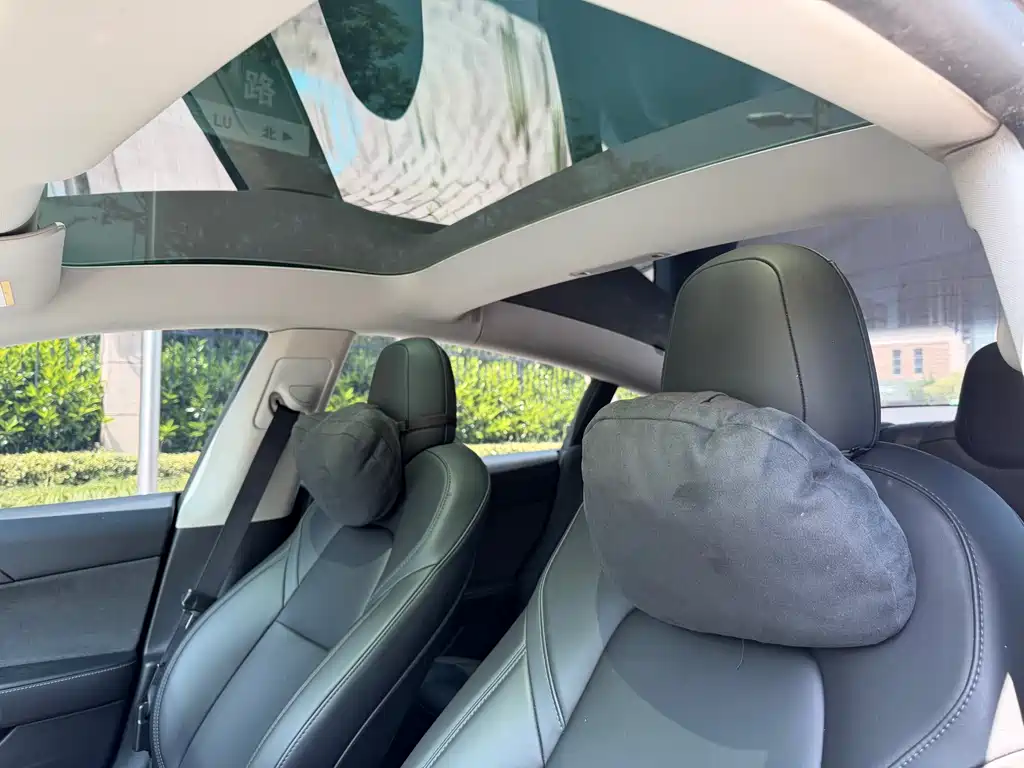 Tesla Model 3 — фото 10