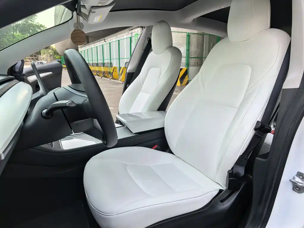 Tesla Model 3 — фото 5