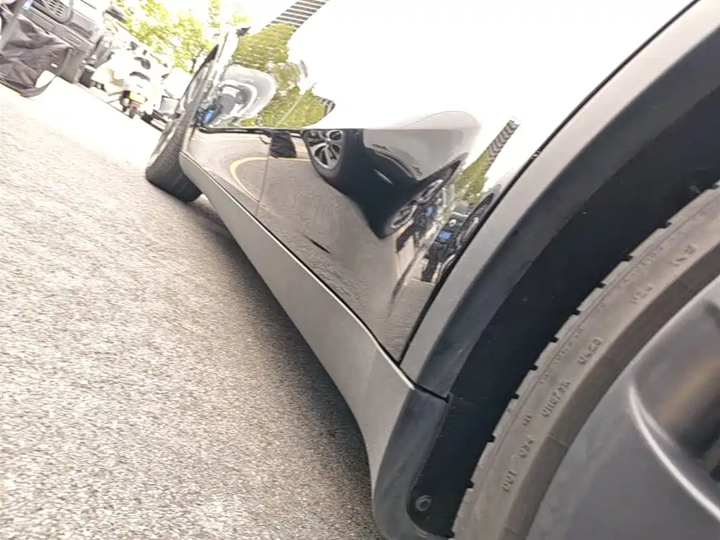 Tesla Model Y — фото 22