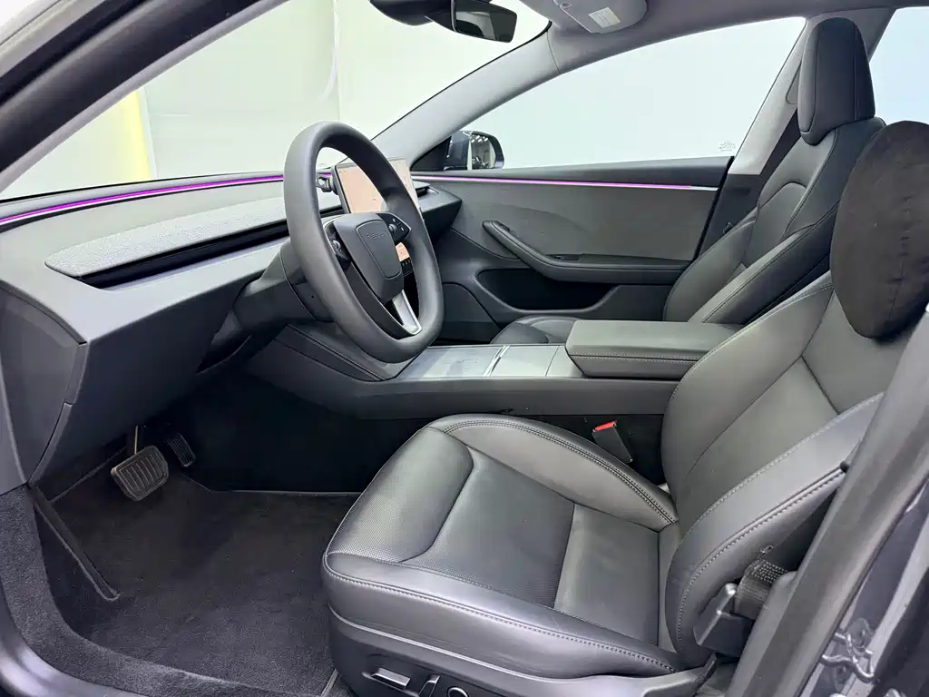 Tesla Model 3 — фото 10