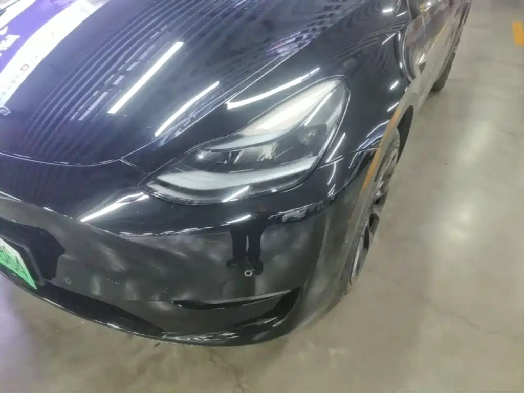 Tesla Model Y — фото 24