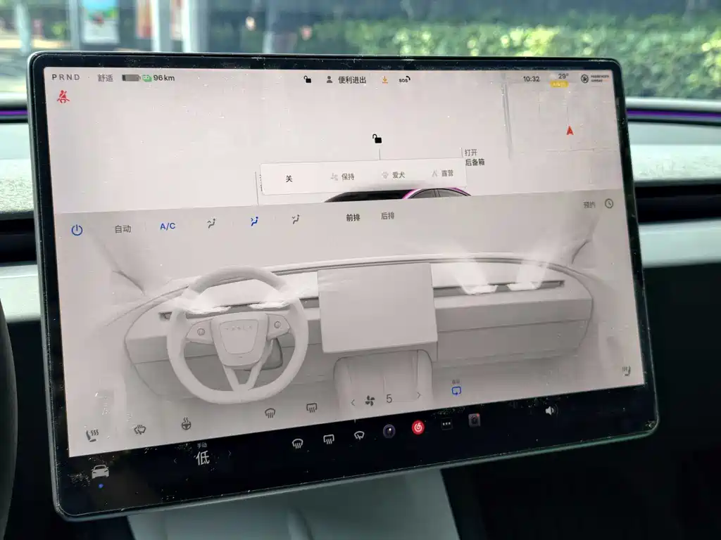 Tesla Model 3 — фото 17