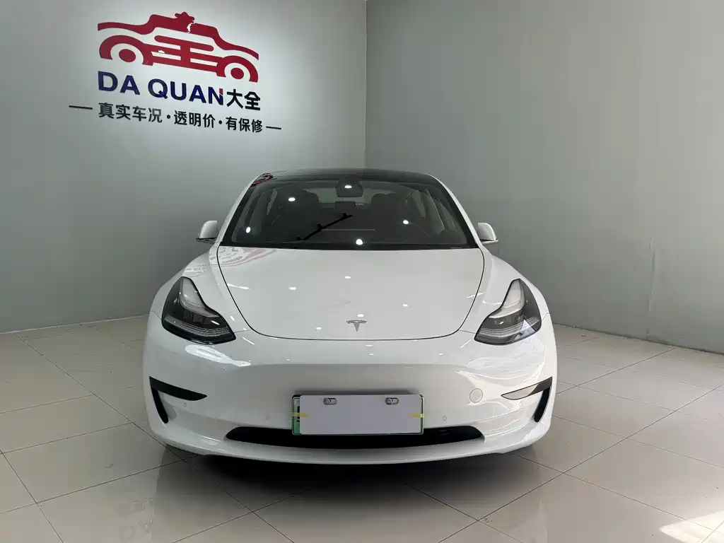 Tesla Model 3 — фото 8