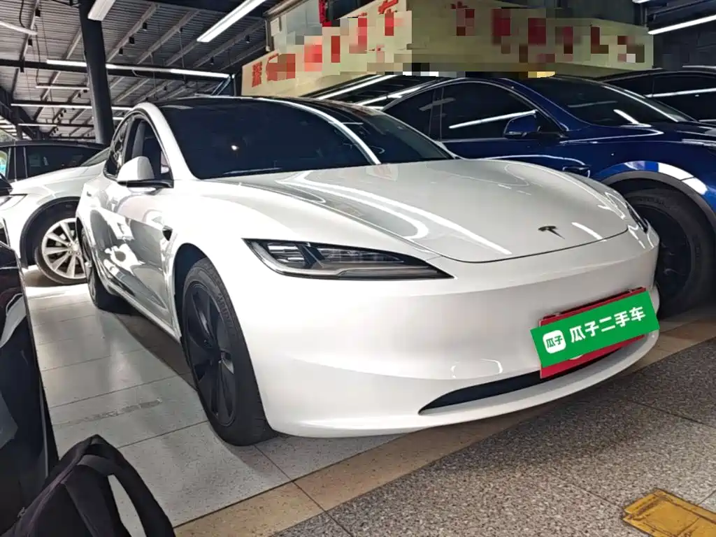 Tesla Model 3 — фото 4