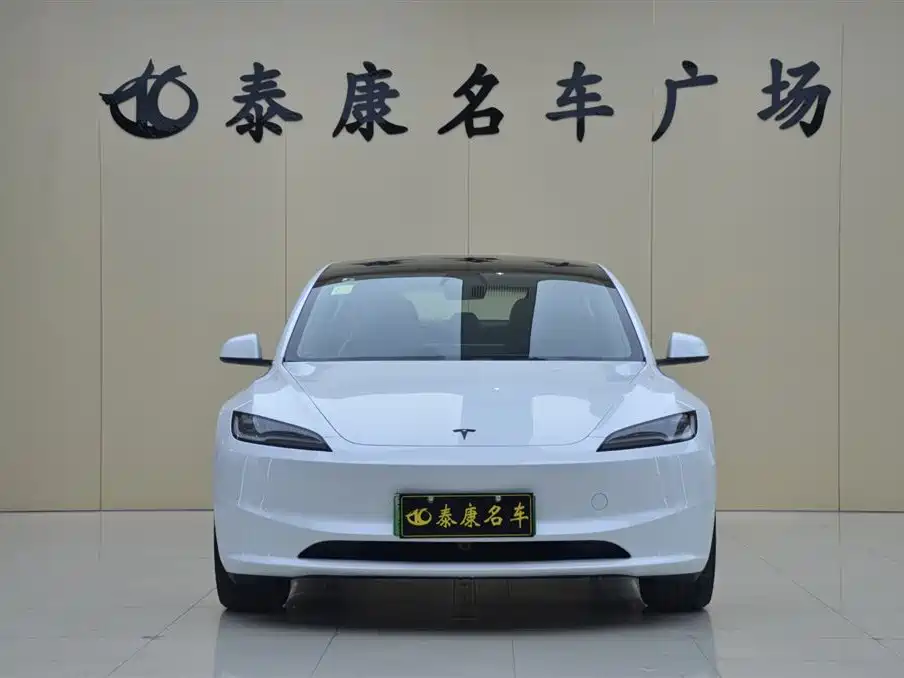 Tesla Model 3 — фото 2