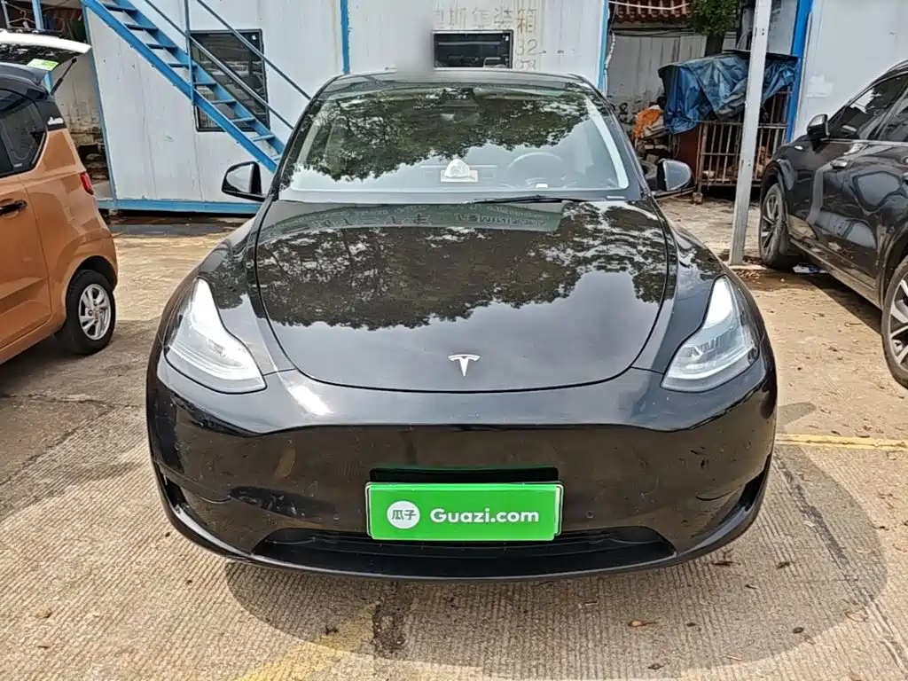 Tesla Model Y — фото 3