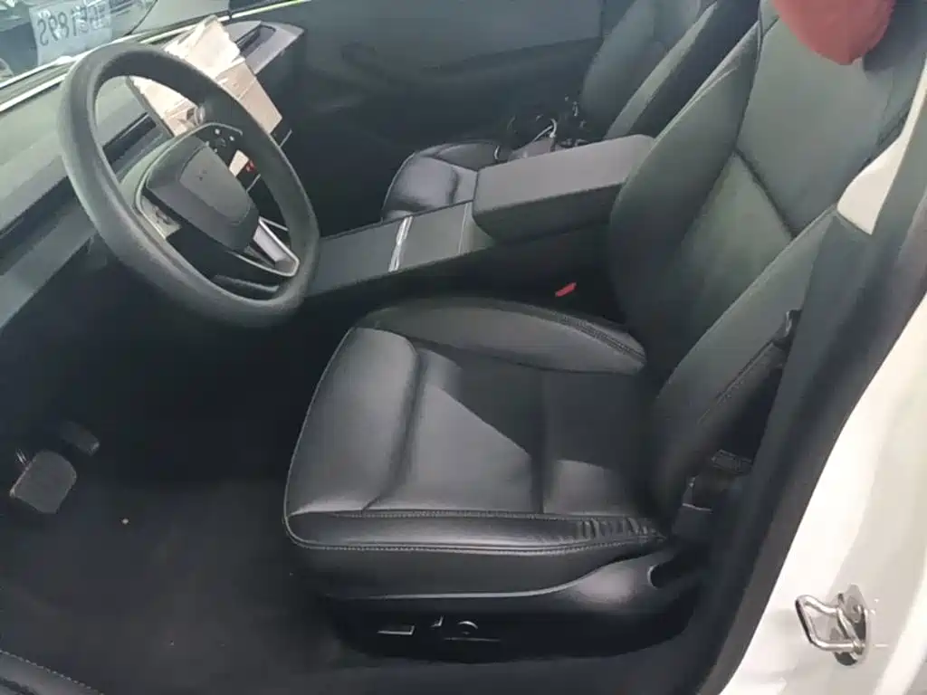 Tesla Model 3 — фото 15