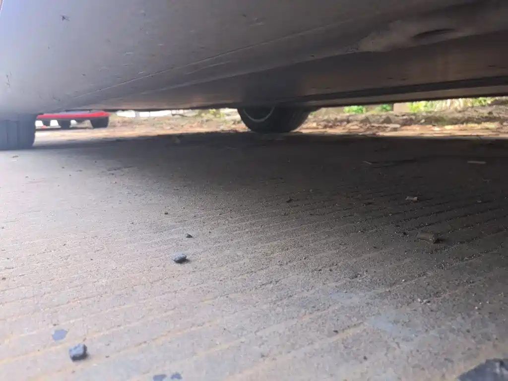 Tesla Model Y — фото 16