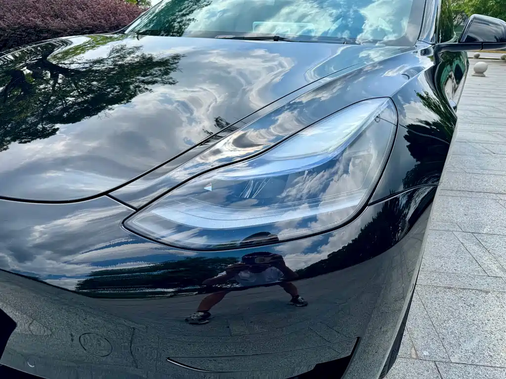 Tesla Model 3 — фото 23
