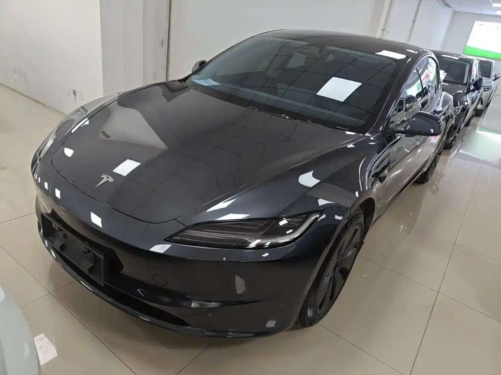 Tesla Model 3 — фото 2