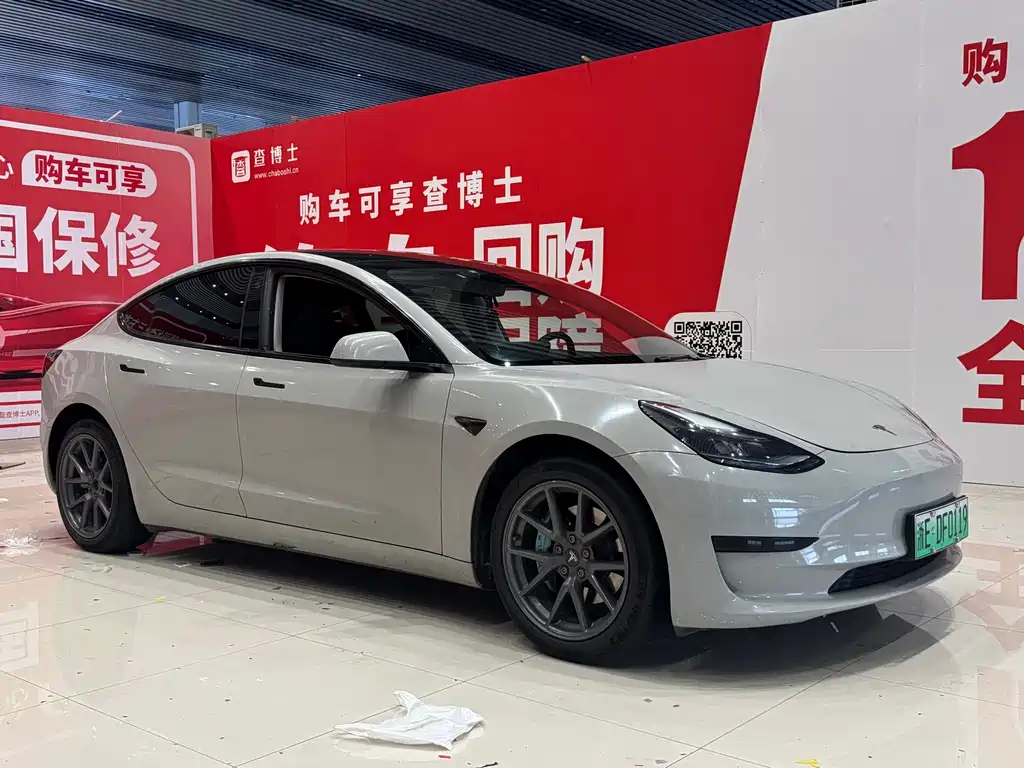 Tesla Model 3 — фото 3