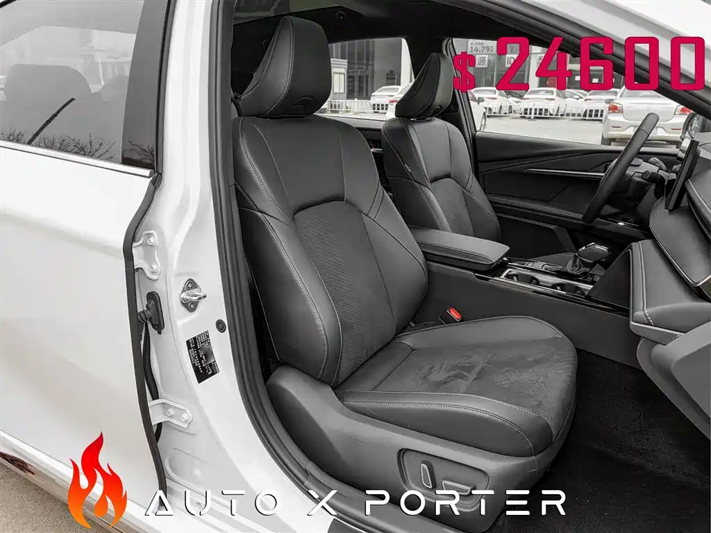 Toyota Camry — фото 22