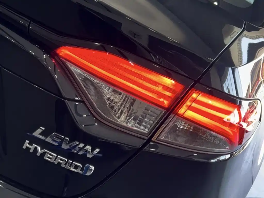 Toyota Levin — фото 14