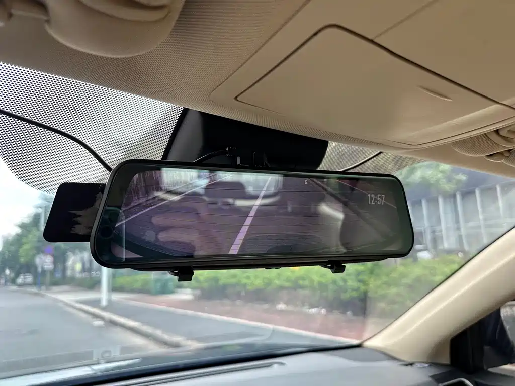 Toyota Highlander — фото 14