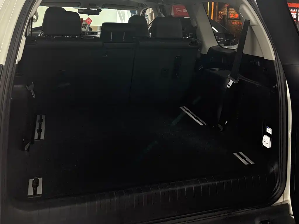 Toyota Prado — фото 14