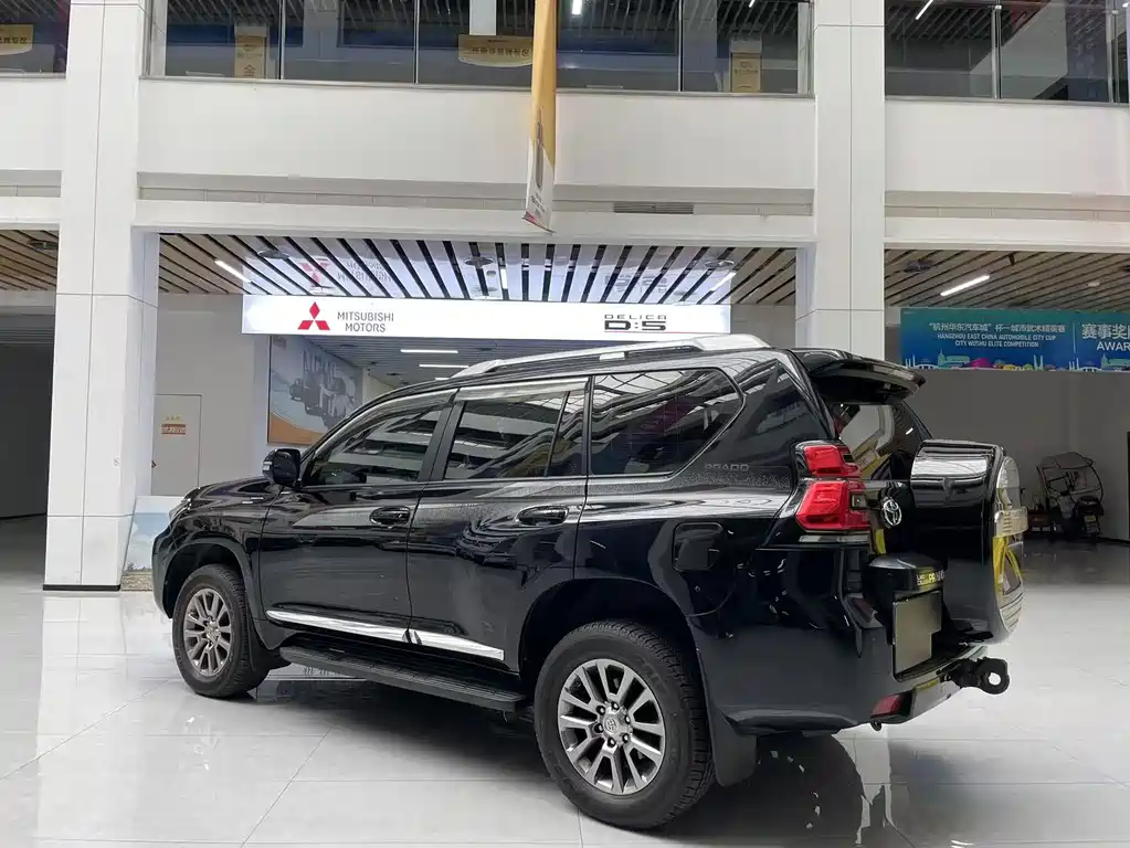 Toyota Prado (Import) — фото 4
