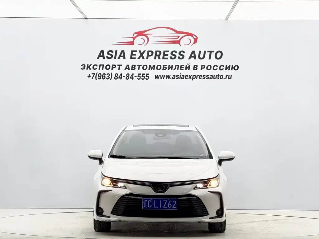 Toyota Corolla — фото 2