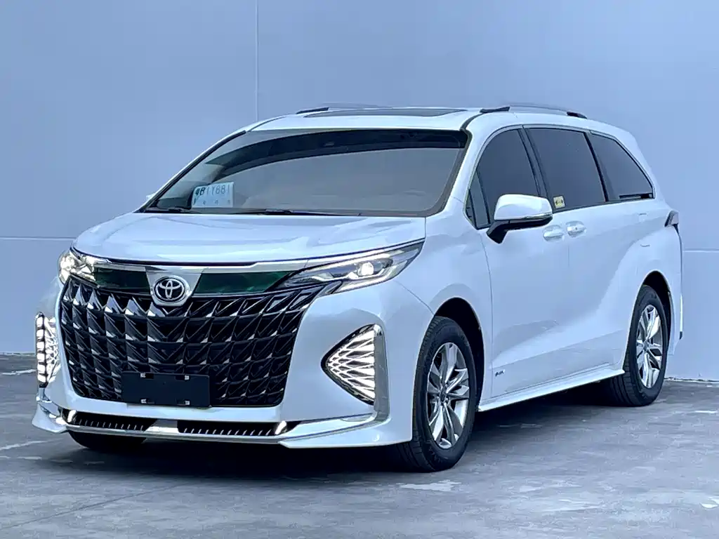 Toyota Sienna — фото 2