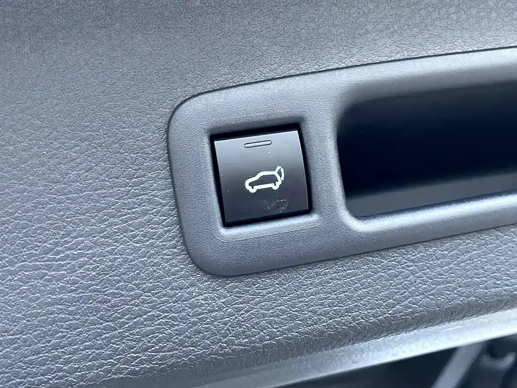 Toyota Sienna — фото 26