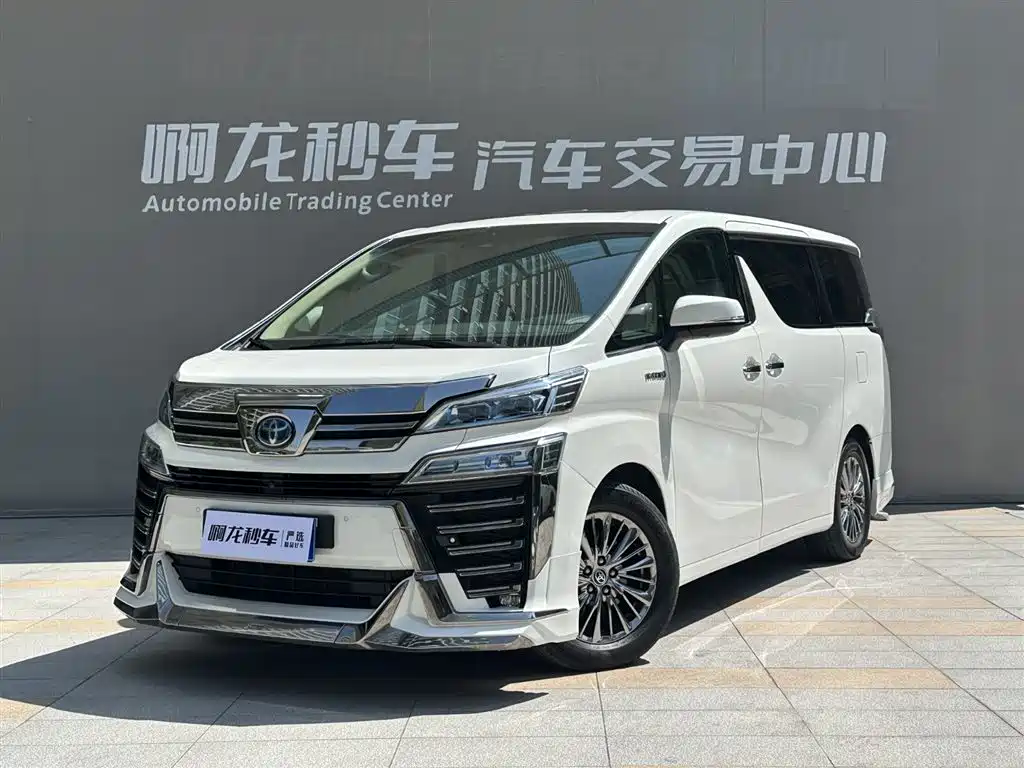Toyota Vellfire — фото 2