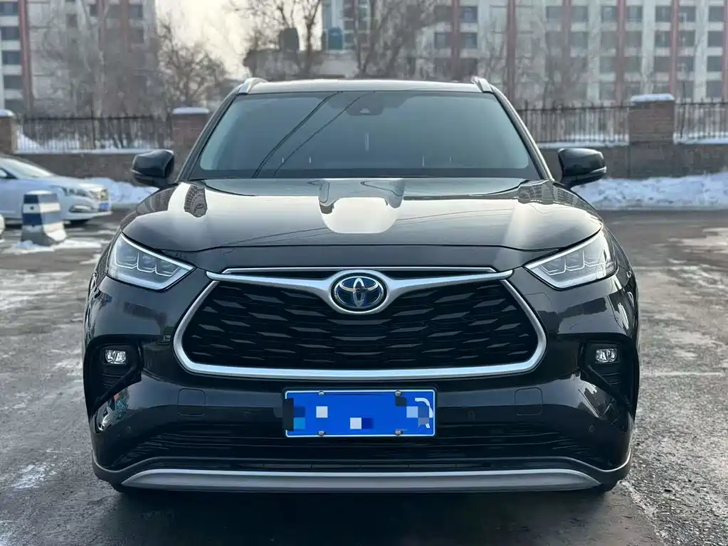 Toyota Highlander — фото 2