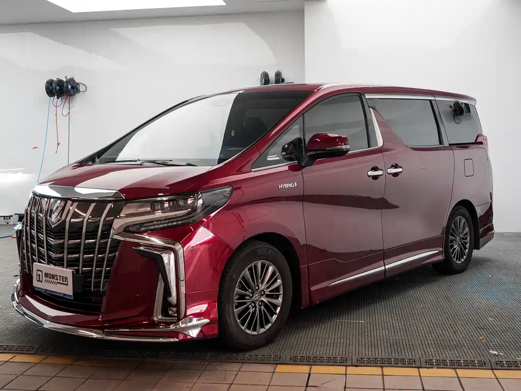 Toyota Alphard — фото 3