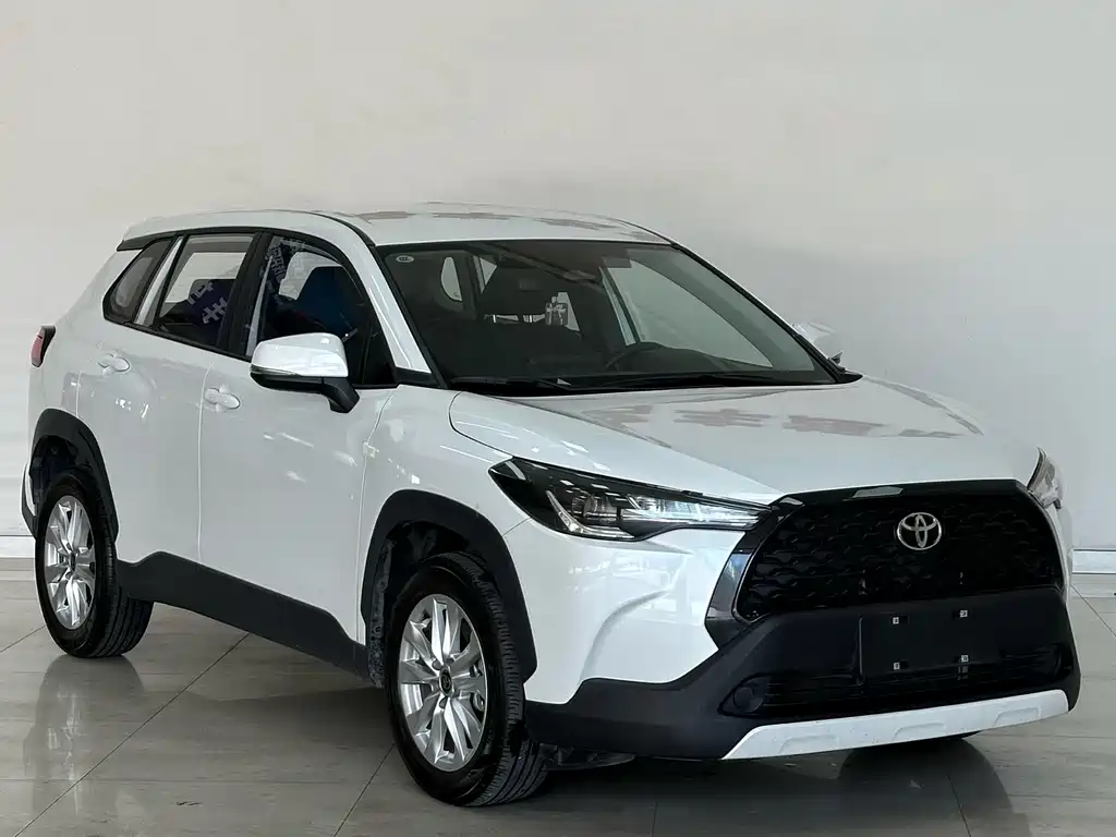 Toyota Corolla Cross — фото 3