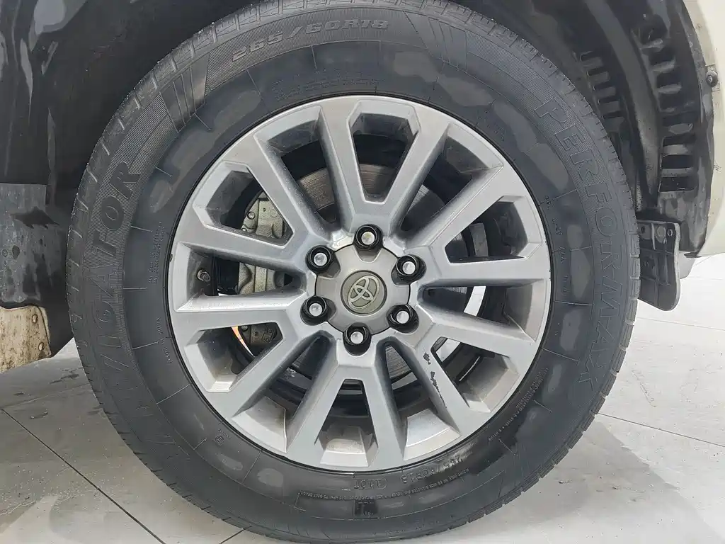 Toyota Prado (Import) — фото 19