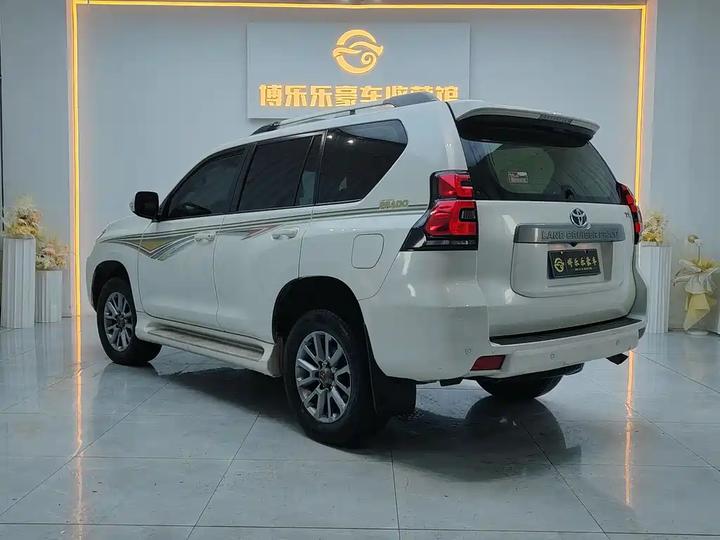 Toyota Prado (Import) — фото 4
