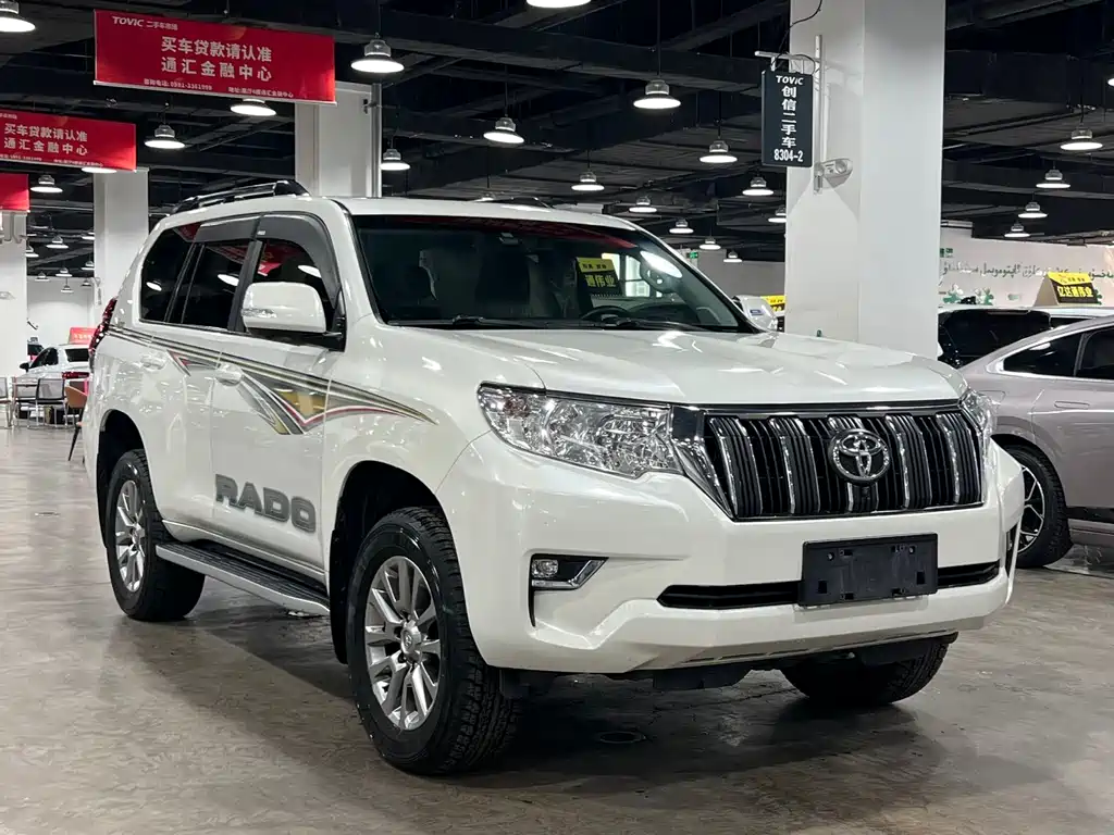 Toyota Prado — фото 3