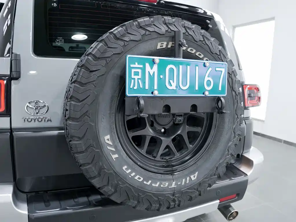 Toyota FJ Cruiser — фото 22