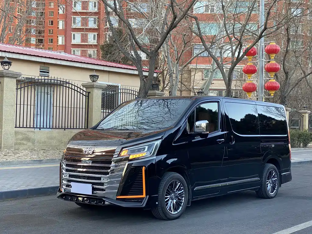 Toyota Hiace