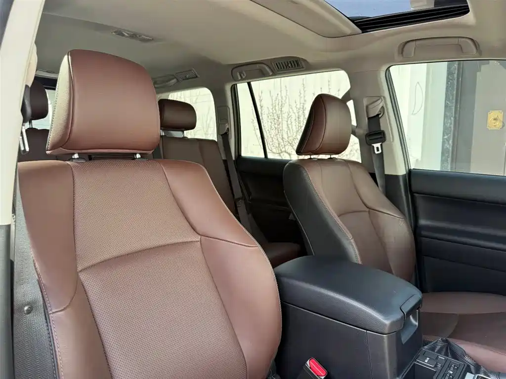 Toyota Prado (Import) — фото 18