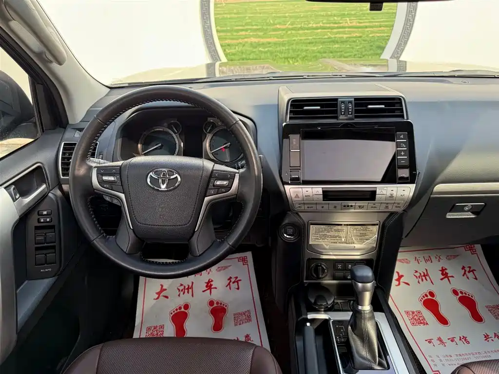 Toyota Prado (Import) — фото 30
