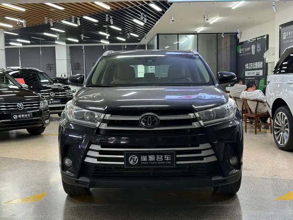 Toyota Highlander — фото 2