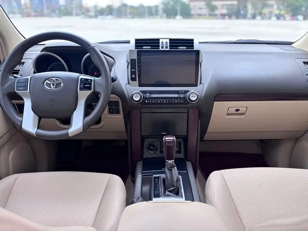 Toyota Prado (Import) — фото 11