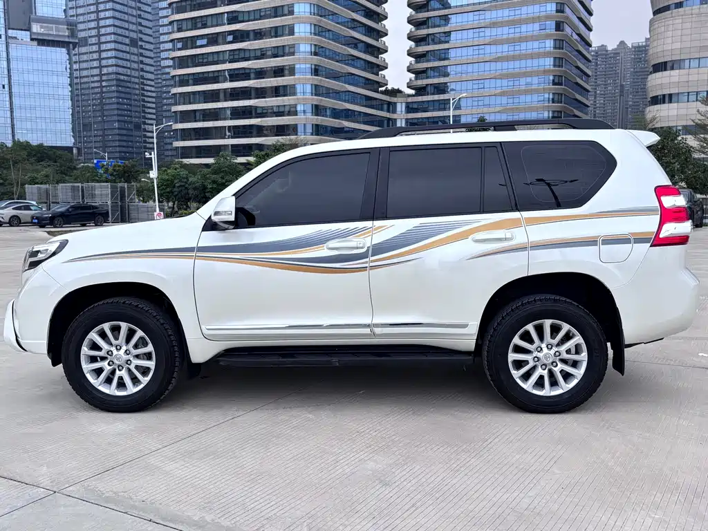 Toyota Prado (Import) — фото 3