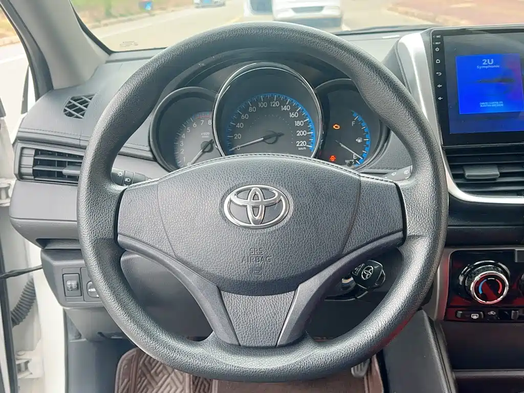 Toyota Vios FS — фото 14