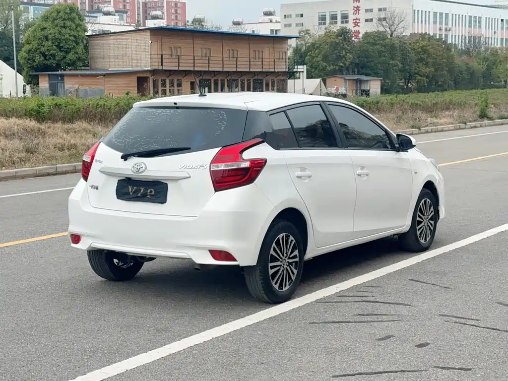 Toyota Vios FS — фото 4
