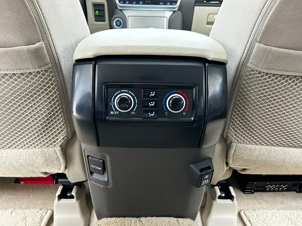 Toyota Prado (Import) — фото 19