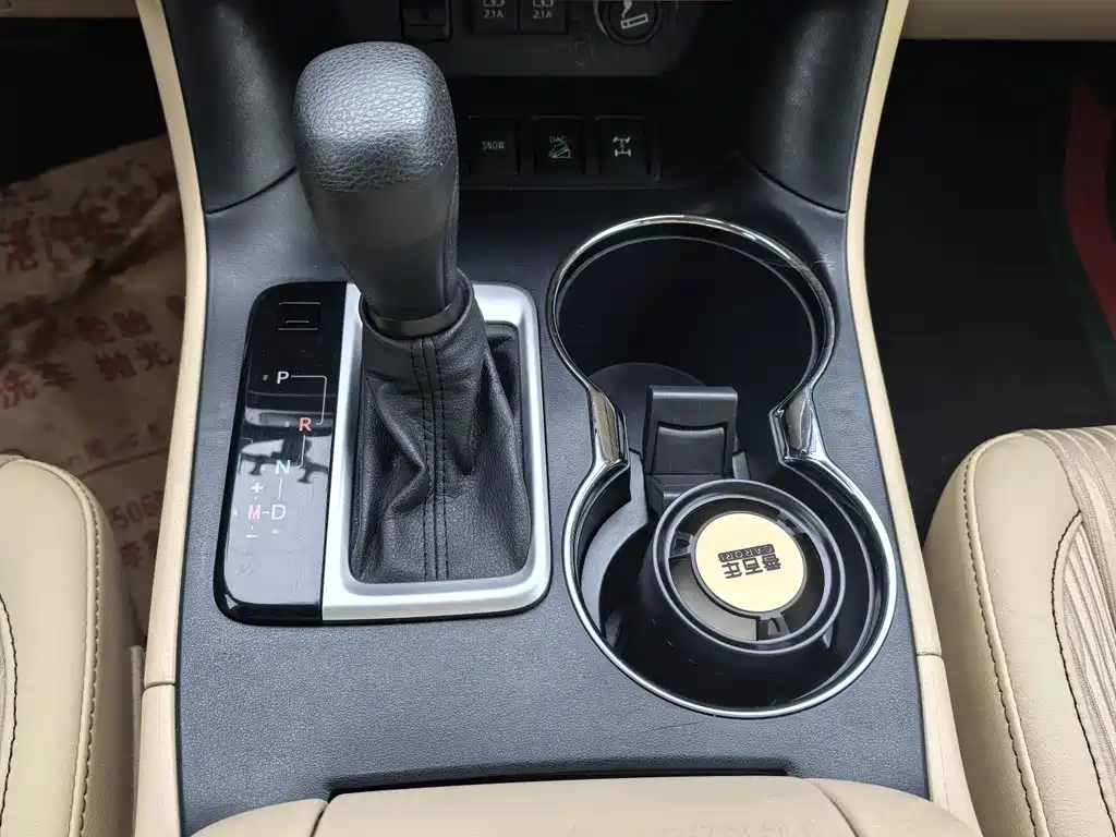 Toyota Highlander — фото 14