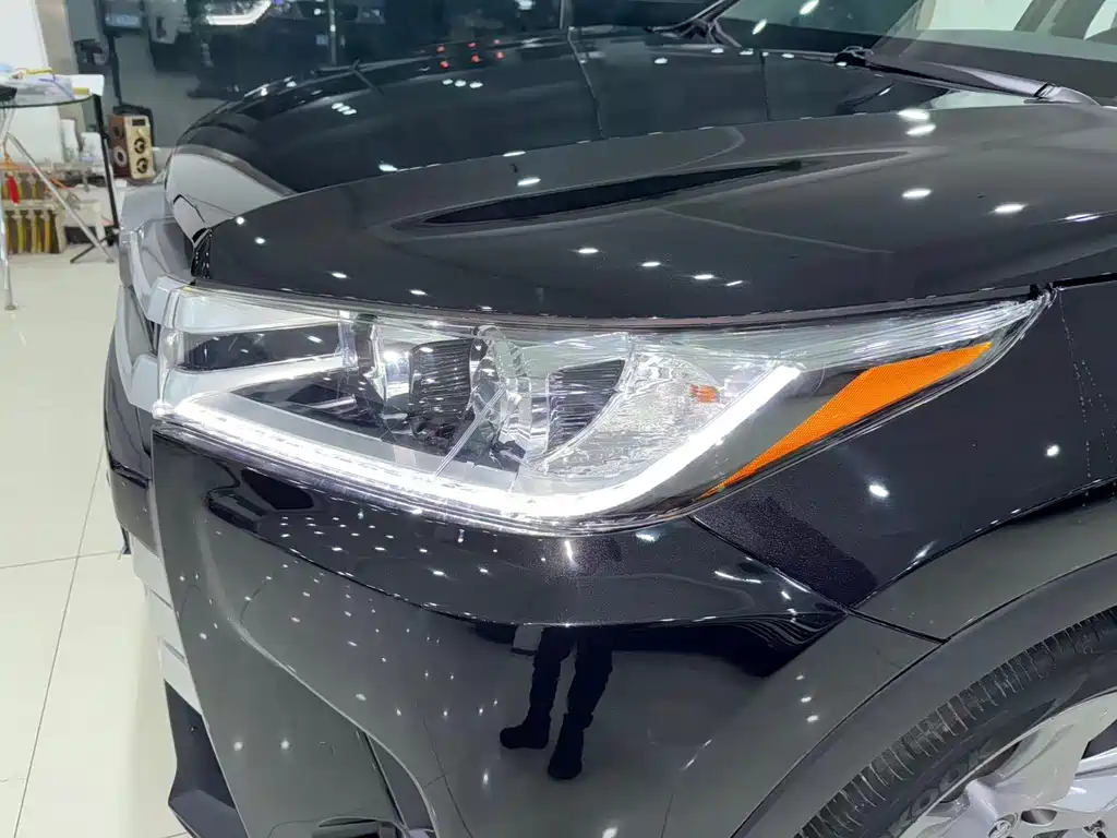 Toyota Highlander — фото 16