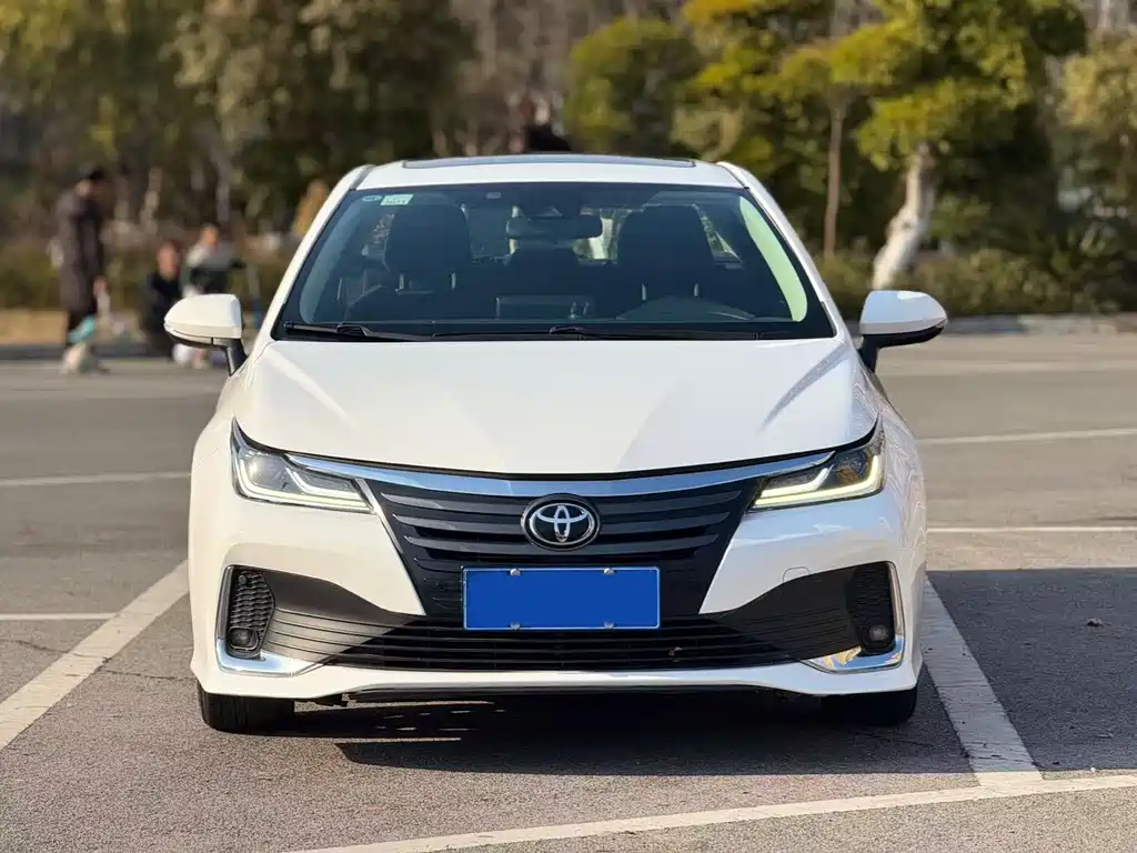 Toyota Allion — фото 2